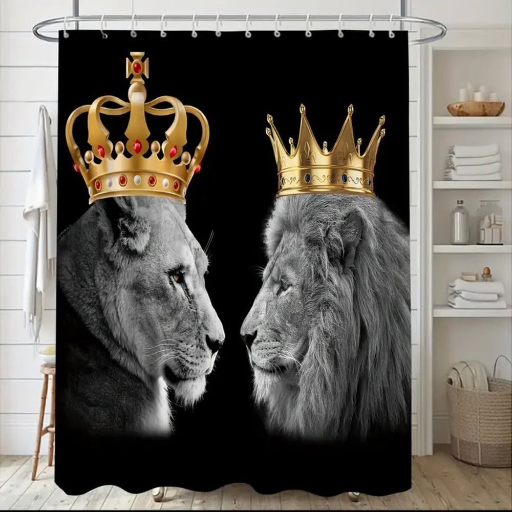 Majestic Lion Shower Curtain Set